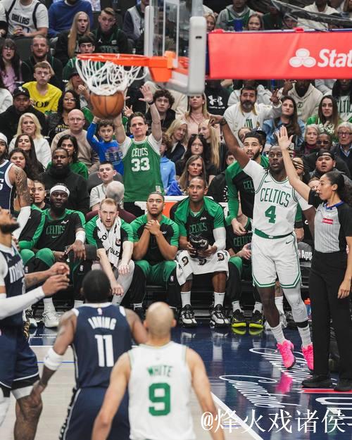 凯尔特人首发阵容：布朗、普里查德、怀特、沃尔什、奎塔